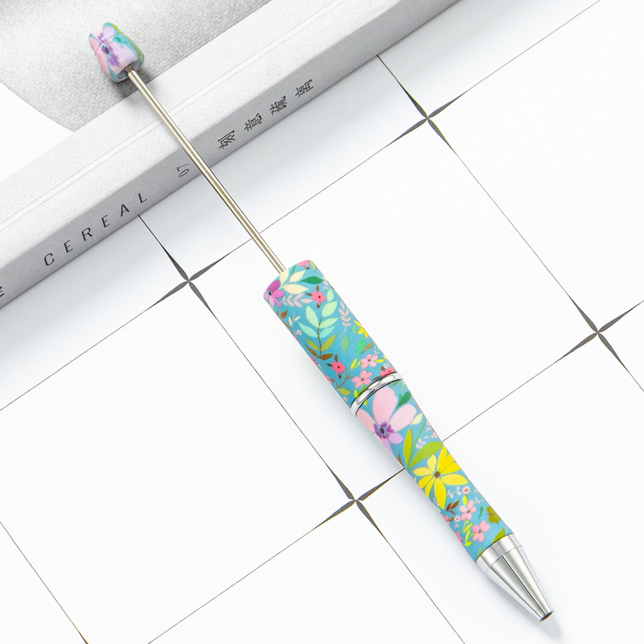 Stock plastic beaded pen wholesale creative diy handmade plastic beaded pen water transfer cartoon flower ballpoint pen