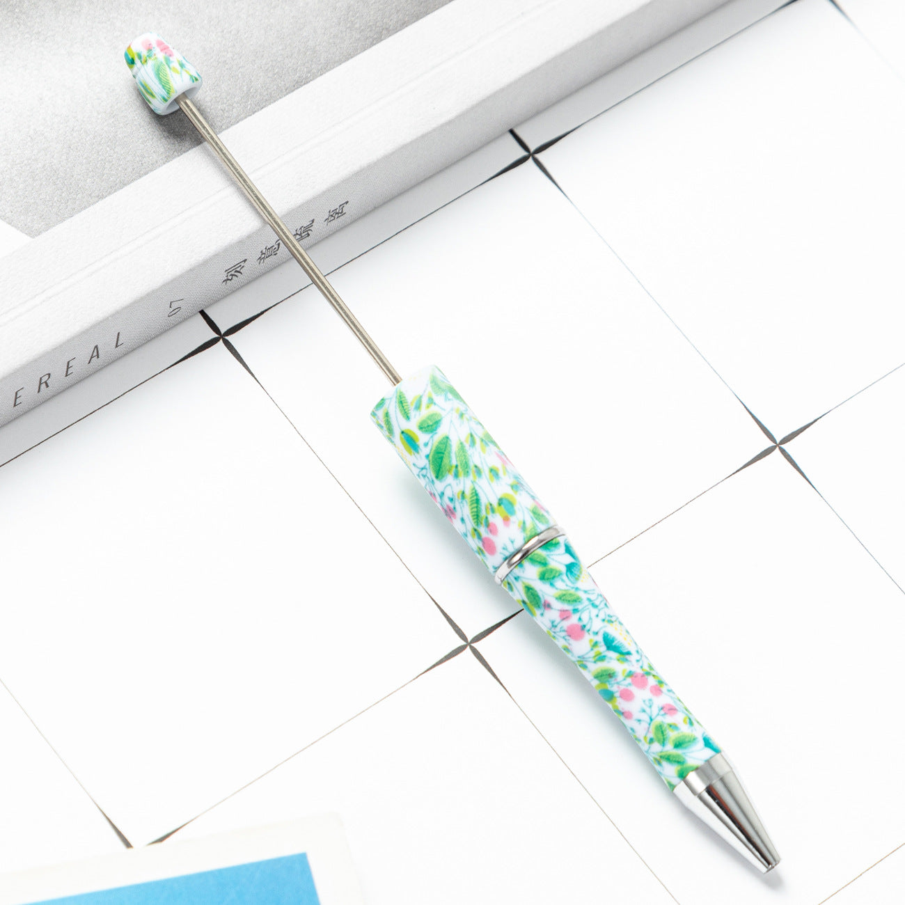 Stock plastic beaded pen wholesale creative diy handmade plastic beaded pen water transfer cartoon flower ballpoint pen